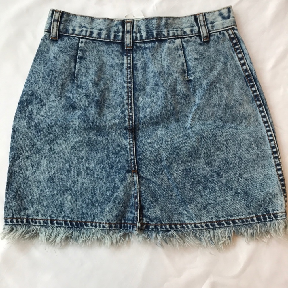 NWT LF Carmar denim button down skirt - Picture 3 of 7